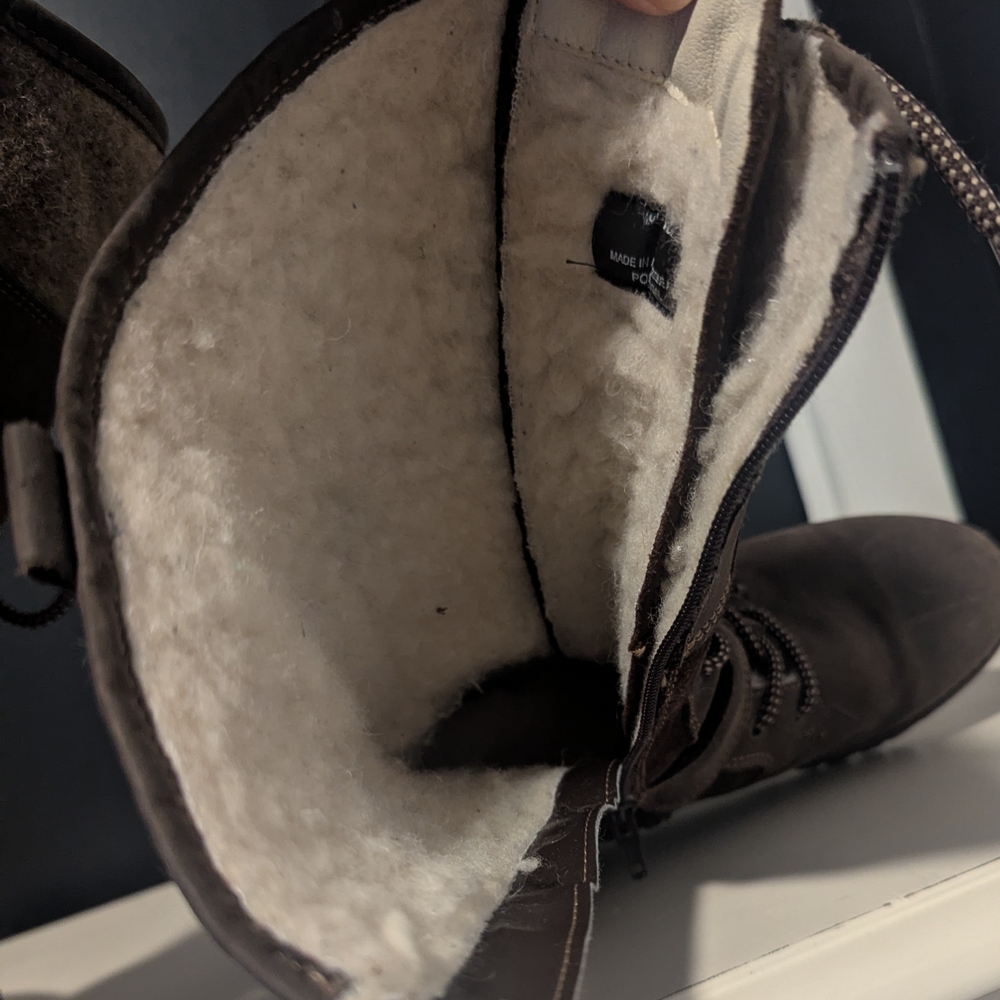 Women's Bos. & Co. Patchwork Wool Lined Lace-Up Boots - Picture 6 of 8